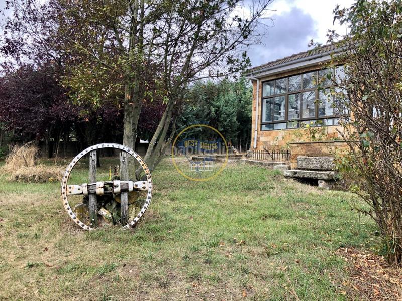 Foto d354cf2f-9aaf-4c54-b621-70840107f2f1. Xalet amb calefacció aparcament a Garrafe de Torío