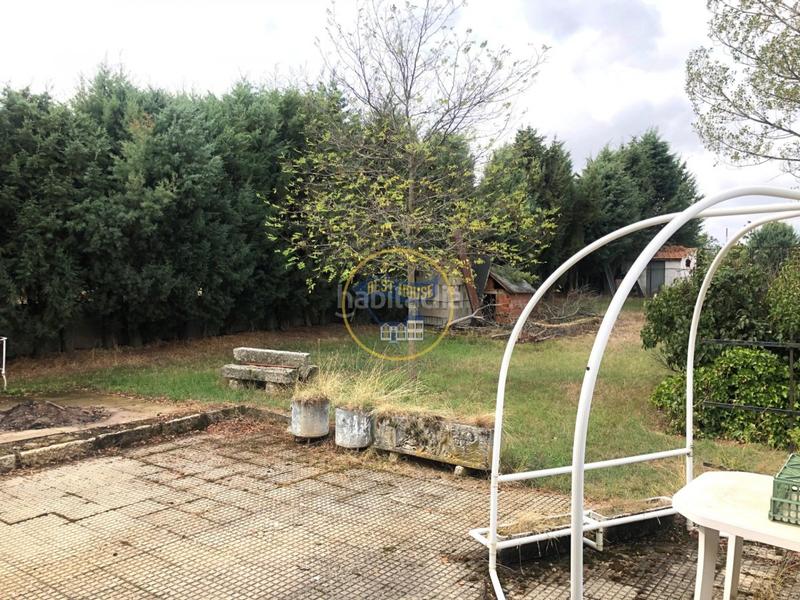 Foto d45b1d11-402f-425c-adb7-b09706baf89f. Xalet amb calefacció aparcament a Garrafe de Torío