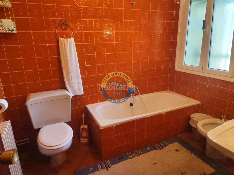 Foto e573cb70-e7f8-4e10-a7d2-2b9bc3cd1302. Xalet amb calefacció aparcament a Garrafe de Torío