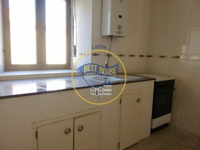 Foto 76abb075-4bcd-4867-93a3-959e557e2149. Casa amb aparcament a Rioseco de Tapia