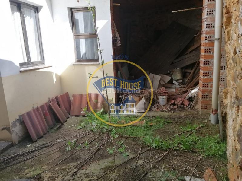 Foto 7e974979-ac06-4cb5-bd03-79fd0497c6c3. Casa amb aparcament a Rioseco de Tapia