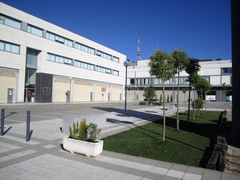Foto a98f5d79-e963-4312-a589-6aadb4608d57. Lloguer local comercial a Polígono San Cristóbal Valladolid
