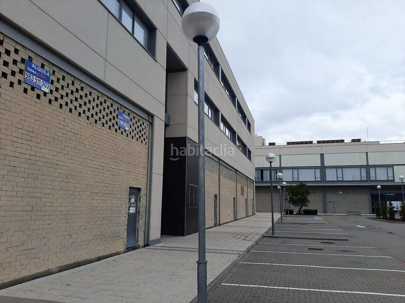 Foto cd2b12c1-f8e3-4c0a-bc1c-07482eb880a7. Rent business premise in Polígono San Cristóbal Valladolid
