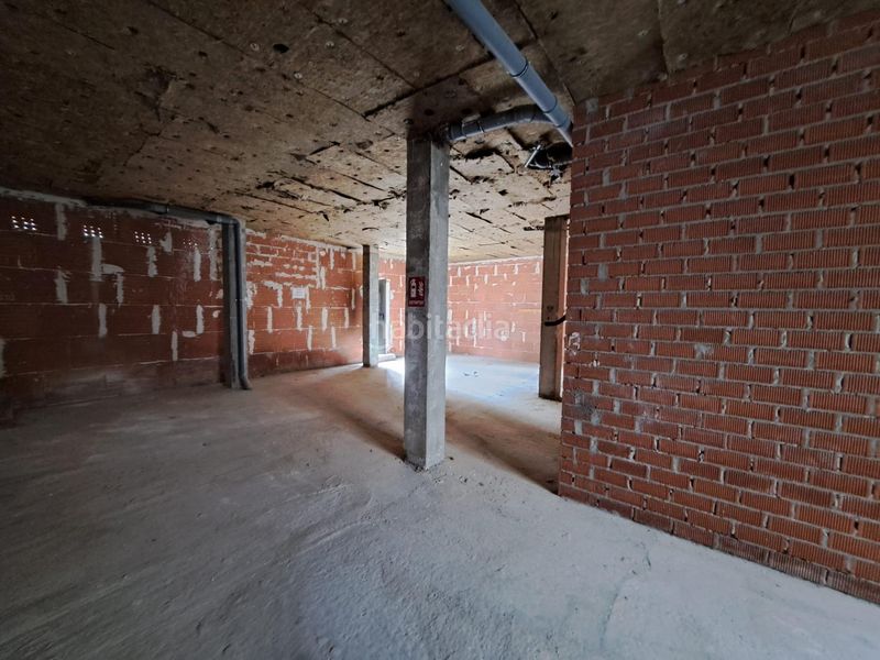 Foto 19f60db1-3533-4fb8-a9f6-7f5ab371af42. Local comercial a Laguna de Duero