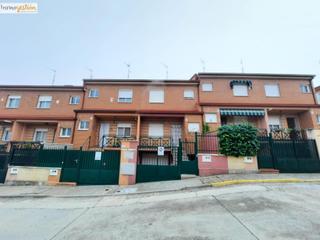 Casa adossada  Junquera. En venta adosado en tudela de duero