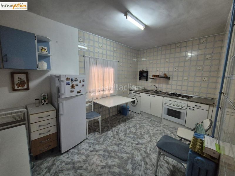 Foto f6efc53b-7bb7-4e4b-a145-9413e1d6f93a. Casa a Valdestillas