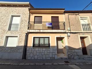 Maison à Montemayor de Pililla. Casa en venta en montemayor de pililla