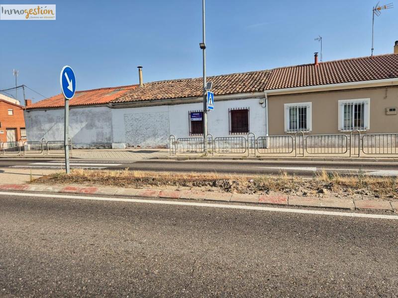 Foto e6ecd354-01ca-4288-8b32-c0a5558f49ba. Casa a Sardón de Duero