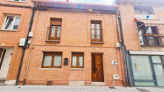 Maison jumelée  Mayor. Casa en venta en tudela de duero