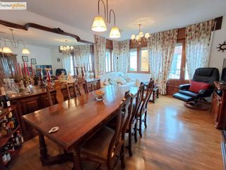 House in Tudela de Duero. Casa en venta en tudela de duero