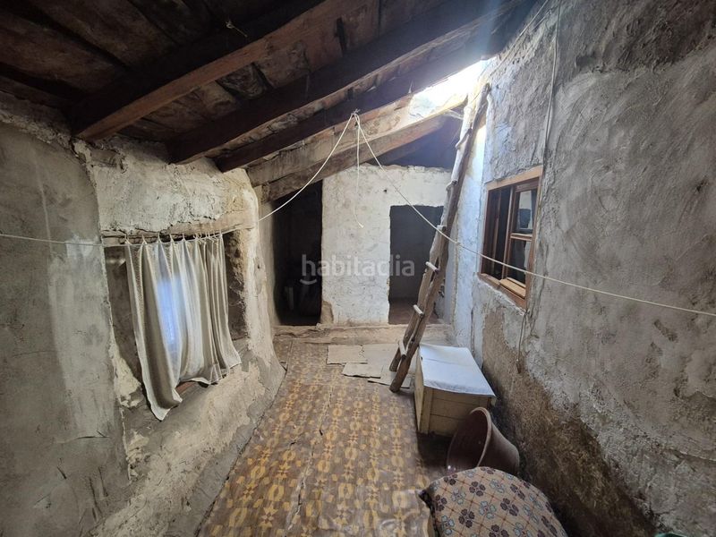 Foto 54f77e96-9536-47b3-8425-e5a353b7a557. Casa amb calefacció a Parrilla (La)