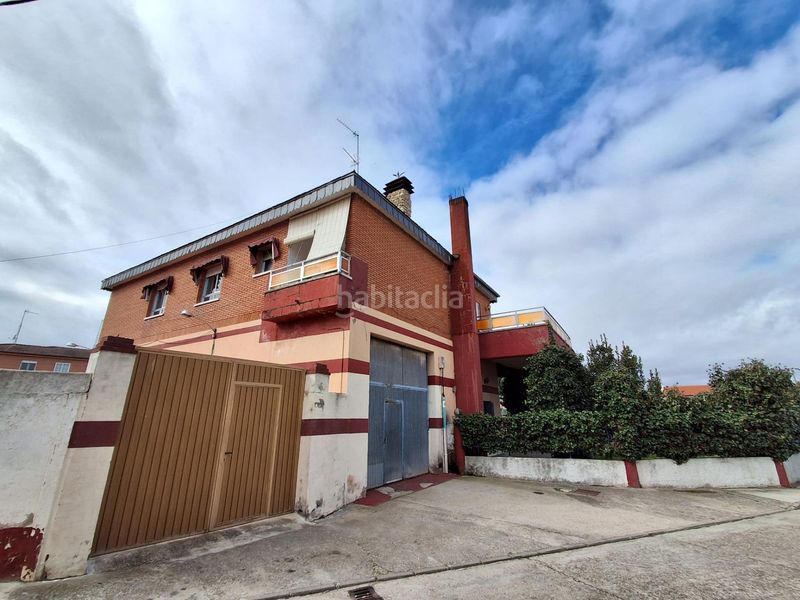 Foto 0b8f2c97-653b-4517-bdfc-c4dd70265e25. Casa amb calefacció aparcament a Tudela de Duero