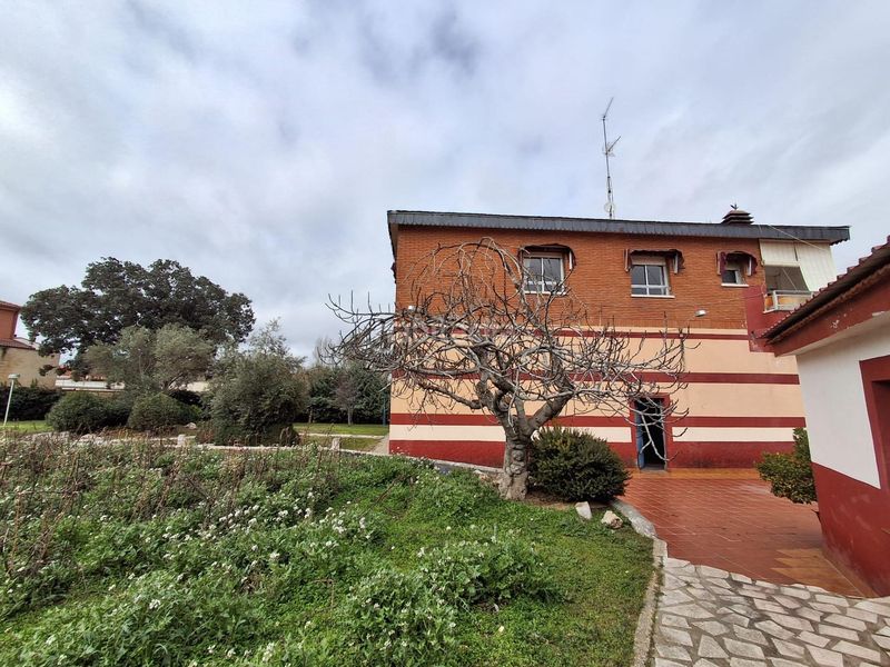 Foto 609c5111-6fef-4624-9b0d-8705db3ce391. Casa amb calefacció aparcament a Tudela de Duero