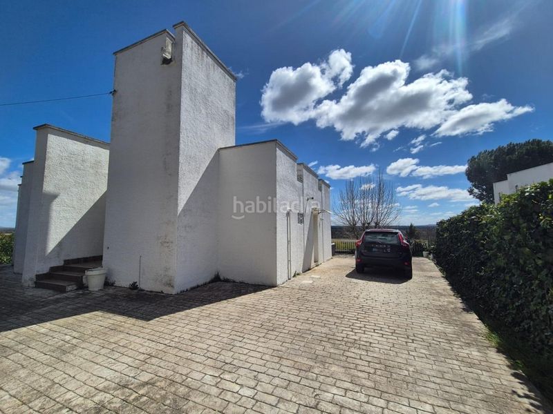 Foto 5fdb42d6-745a-4863-971a-cf295a72389f. Casa amb calefacció aparcament piscina a Simancas