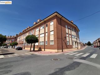 Lloguer Pis  Cementerio. Se alquila piso en tudela de duero