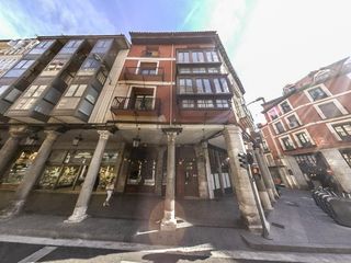 Etagenwohnung  Calle especeria. Piso en venta en valladolid centro, junto a plaza mayor.