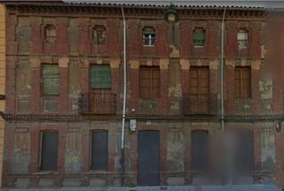 Edificio  N/a. En león