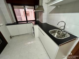 Miete Etagenwohnung  Moises de leon. En león