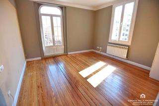 Miete Etagenwohnung  Ordoño ii. En león