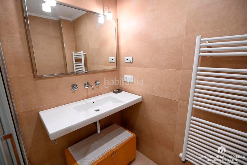 Foto 7baebba8-286e-4428-802b-77597e5ccb9b. Alquiler piso en Casco Antiguo León