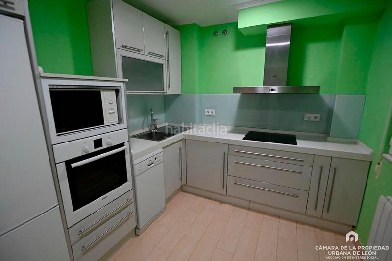 Foto 13eb3c22-8b07-48df-aeab-568780537cb8. Rent flat with heating parking in Casco Antiguo León