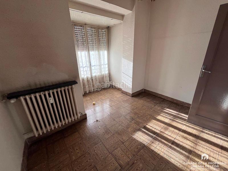 Foto d8cc9b20-ecde-4161-9b4d-ab2f02a00681. Piso en Centro Ciudad León