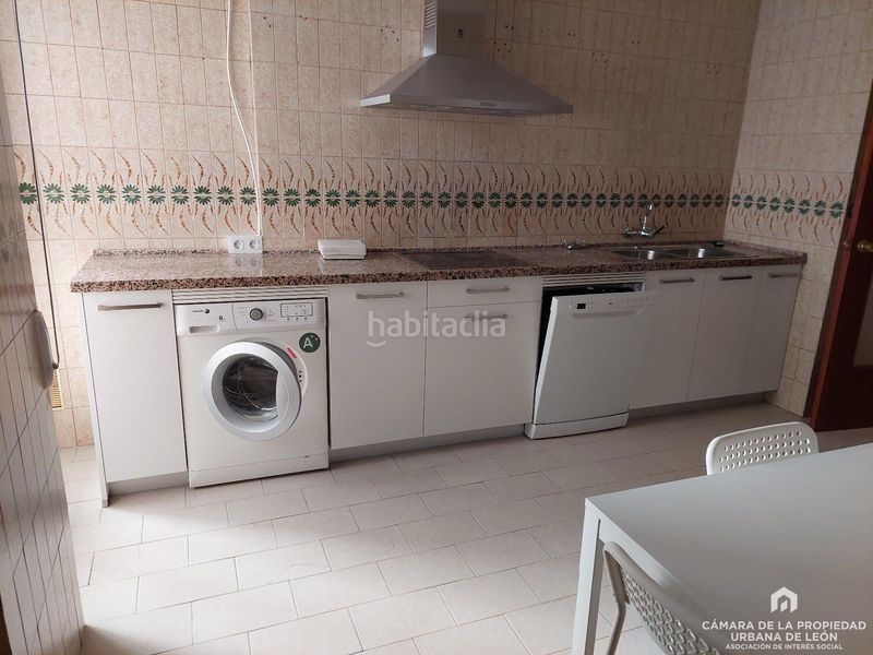 Foto eef6ef37-7b4d-4f89-a418-922729c59aa1. Alquiler piso en Centro Ciudad León