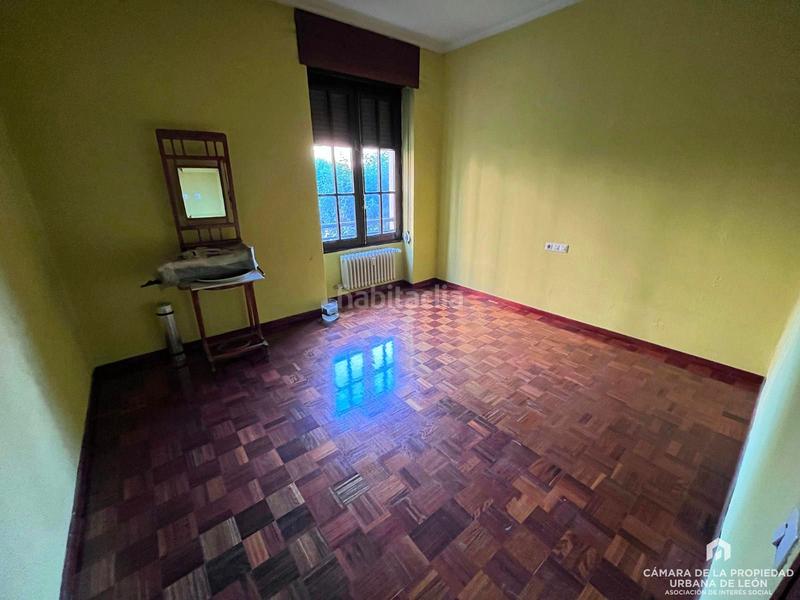 Foto bba59de8-5ec4-499b-a3b8-3307351b01dd. Flat with heating in Centro Ciudad León