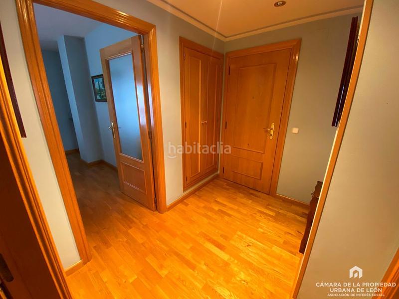 Foto c20085f2-2335-48c0-87e4-5207fa5e7d7f. Alquiler piso en Las Eras de Renueva León
