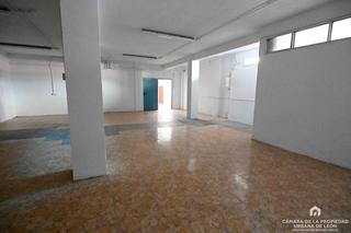 Lloguer Local Comercial  Juan de ribera. En león