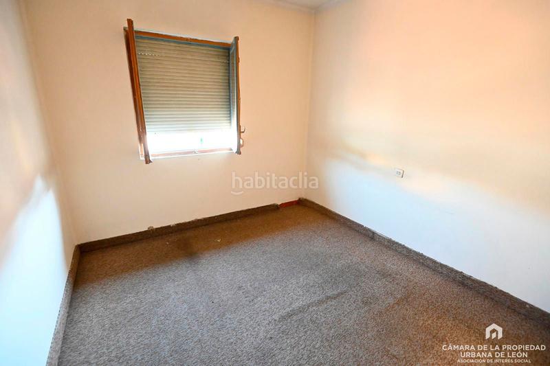 Foto 478cafbe-82bc-444d-89c2-c1d9faddf46f. Edificio en Crucero León