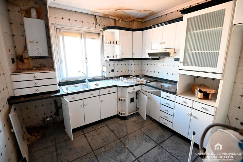 Foto 51f92dd8-2db8-4265-a88b-5cafb96f6d15. Edificio en Crucero León