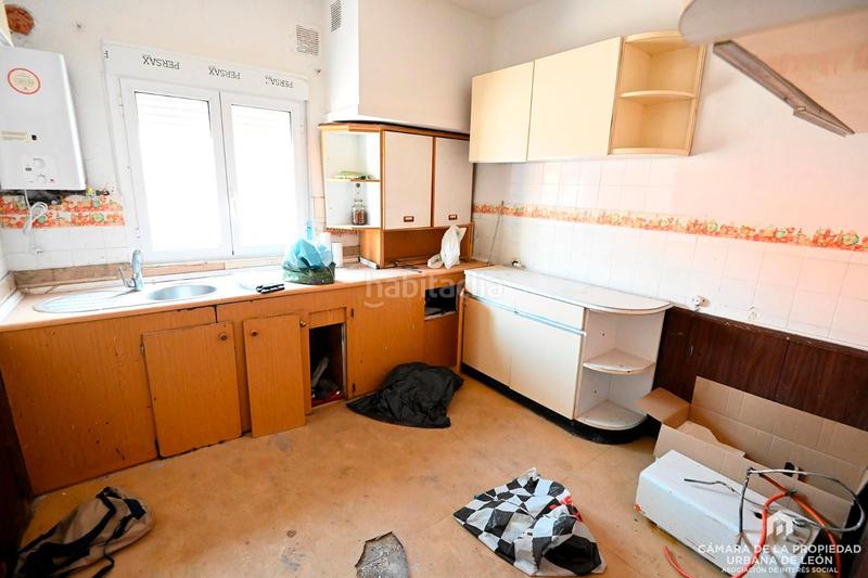 Foto 5789d984-59a2-4b1d-a8c1-c36b24593a6e. Edificio en Crucero León