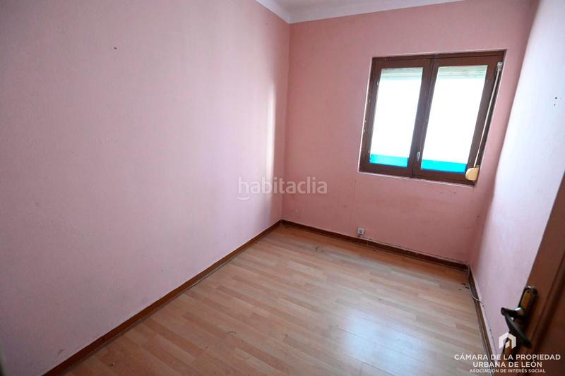 Foto 967738b1-a5f7-43d8-a7b2-5f6cac975e40. Edificio en Crucero León