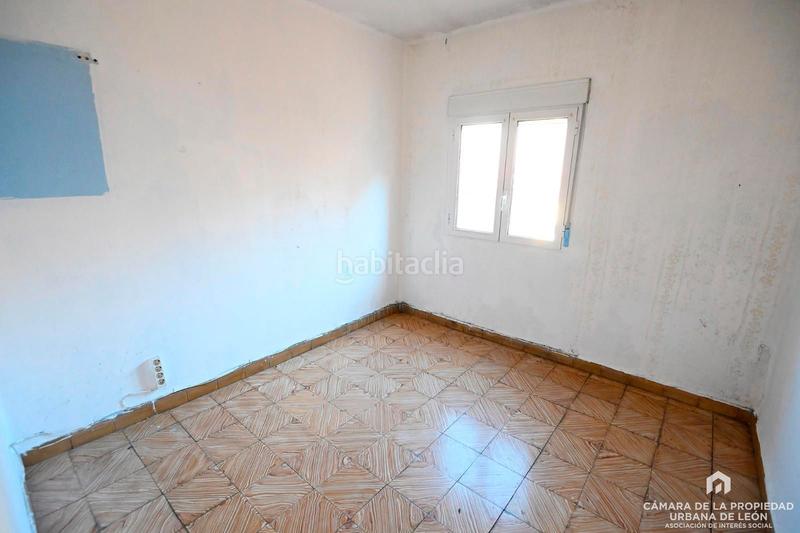 Foto e0928ec7-f5d4-4a0b-bc13-96d110fc953f. Edificio en Crucero León