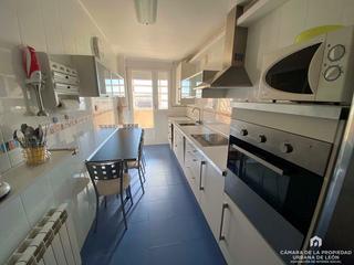 Location Appartement  Anselmo carretero. En león
