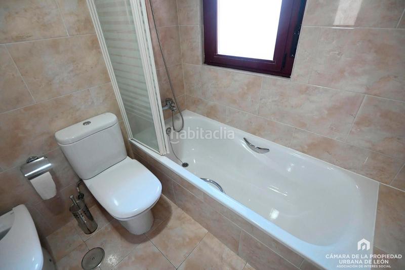 Foto 44e651db-d2d8-4d3b-a325-90d974e44711. Appartamento con riscaldamento parcheggio in Centro Ciudad León