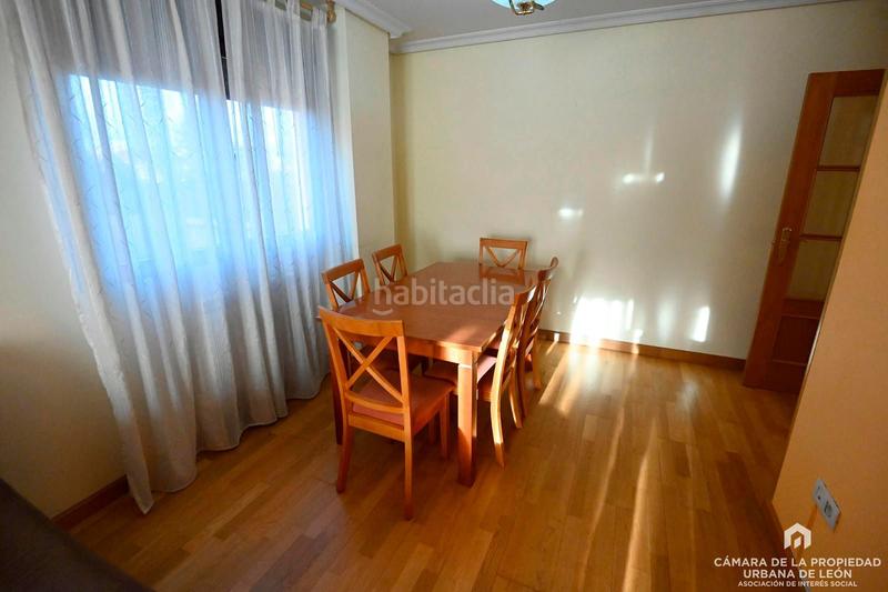 Foto a02b0892-4a6c-49b4-a146-f15a4ffcc084. Appartamento con riscaldamento parcheggio in Centro Ciudad León