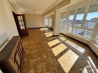 Location Appartement  Julio del campo. En león