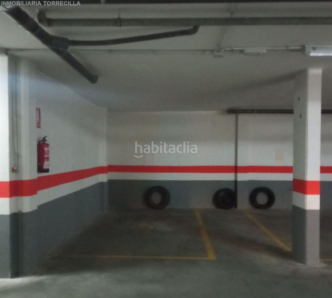 Foto 7912417e-626f-428b-a9a5-97a92c9418e3. Parking coche en Cabezón de Pisuerga