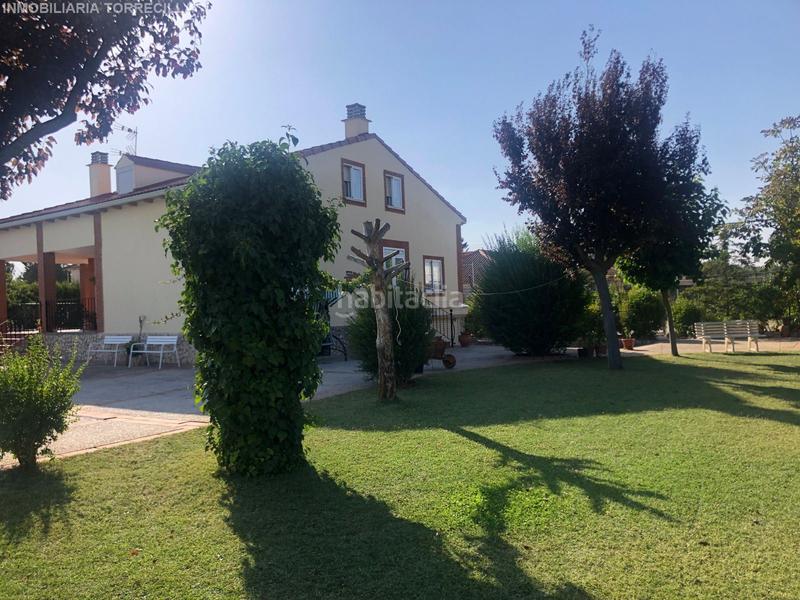 Foto 5b23cb86-1b14-4eaf-b625-27cc2134e9b2. Xalet amb calefacció aparcament piscina a Cubillas de Santa Marta