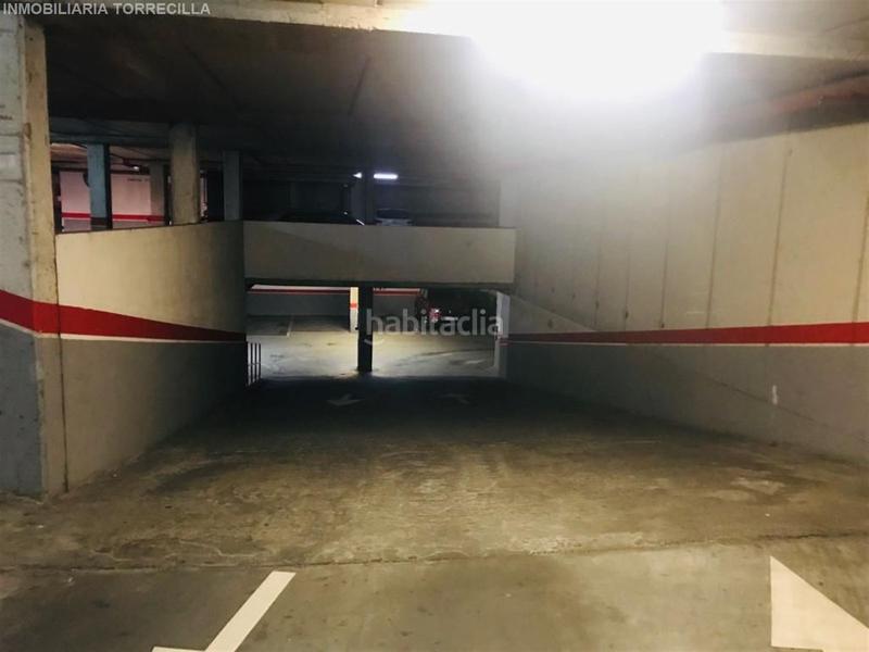 Foto 678b2dae-3021-4c07-9cd7-6519d4a8df8d. Car parking in Parque Alameda - Paula López Valladolid