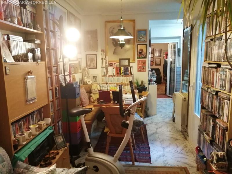 Foto 4f42dbab-6740-42fa-ba62-c435fc335442. House with heating in Circular Valladolid
