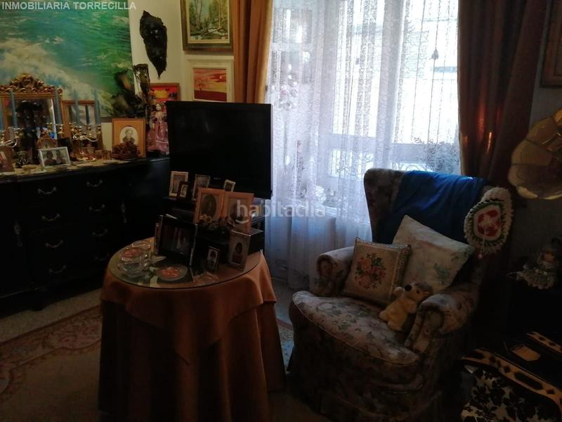 Foto f08f14f3-b2e8-45eb-bda2-274457a9fe34. House with heating in Circular Valladolid