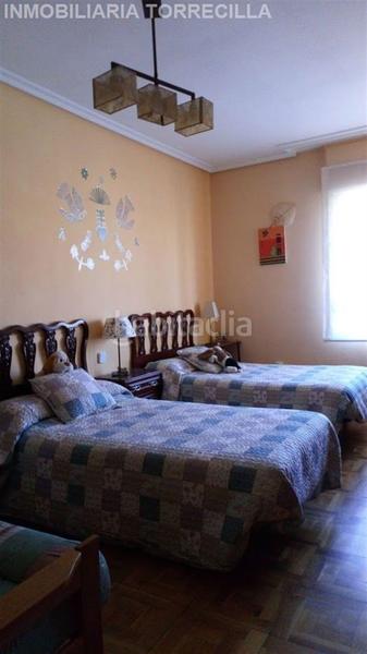 Foto 277836a7-d32a-47ec-bdf9-d99e3bb4e155. Appartamento con riscaldamento parcheggio in Huerta del Rey Valladolid