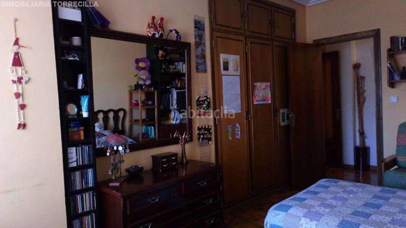Foto 5315451e-bbe6-4928-afd1-61173f2d8f98. Flat with heating parking in Huerta del Rey Valladolid