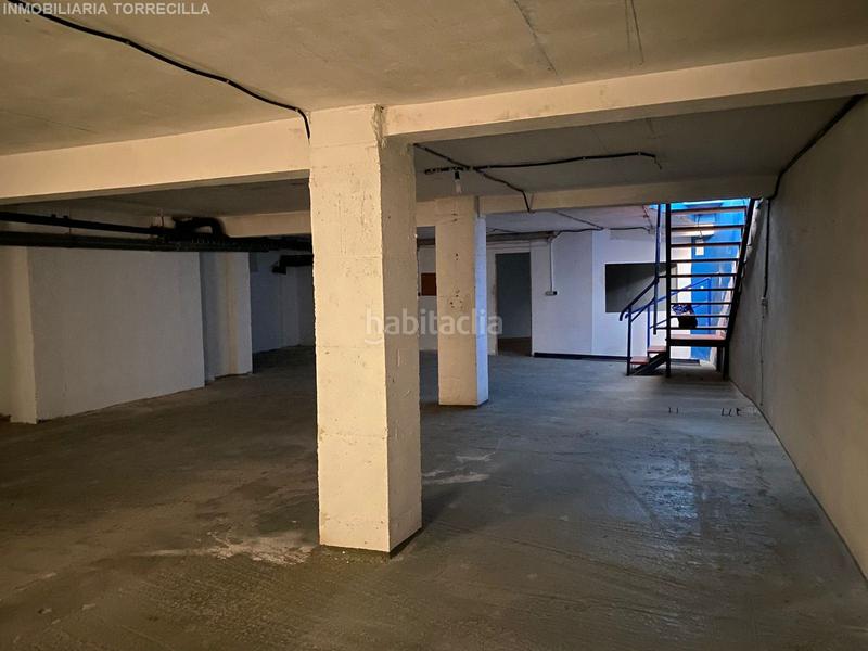 Foto 9ab643a3-280e-4089-8bf5-0085069483a2. Alquiler local comercial en Hospital Valladolid