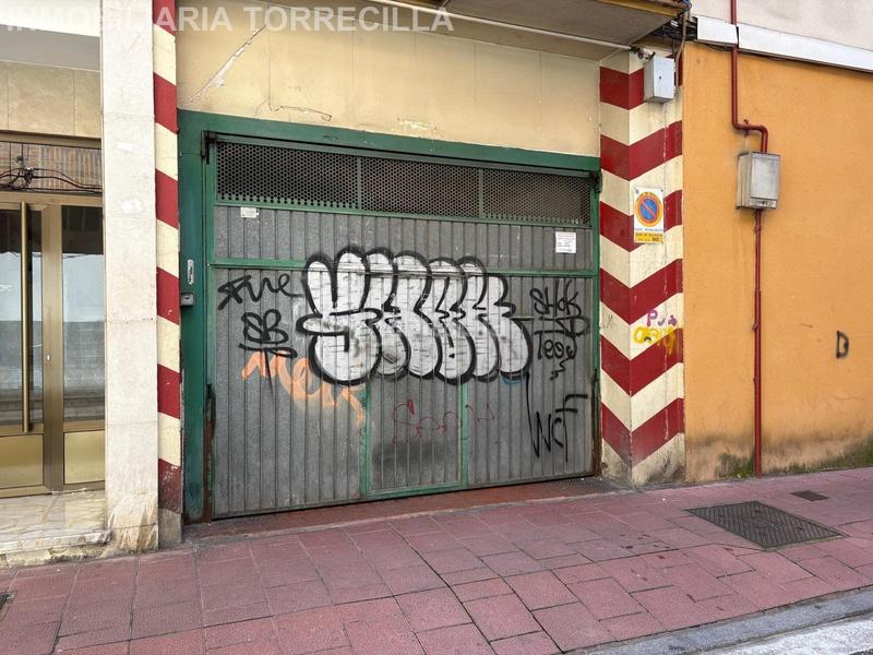 Foto aca5c27a-fb42-4712-95c5-97e915ec7d4b. Autoparkplatz in Rondilla Valladolid