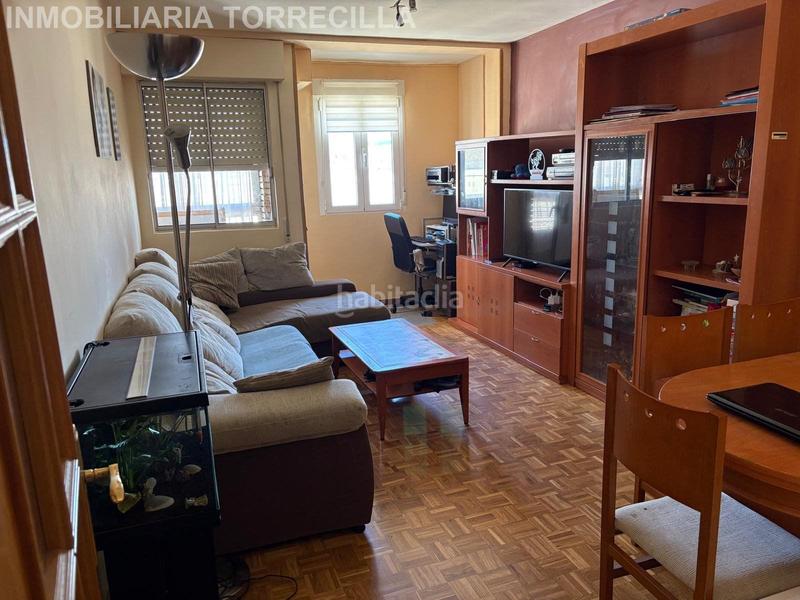 Foto bed799ab-5c24-4e37-8245-69b866873c3a. Etagenwohnung mit heizung in Delicias Valladolid
