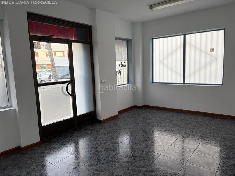 Foto 49e30241-0d38-4c7c-8f27-e9c01045acd4. Alquiler local comercial en Rondilla Valladolid